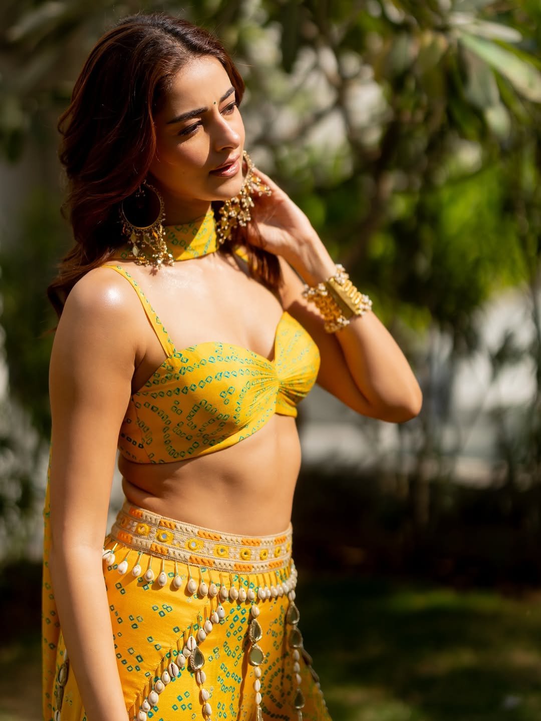 Ananya Panday Stuns in Yellow Traditional Look – HD Photos (8)