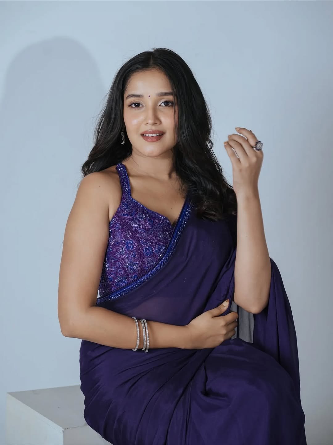 Anikha Surendran youthful purple saree HD stills – ActorFacts exclusive