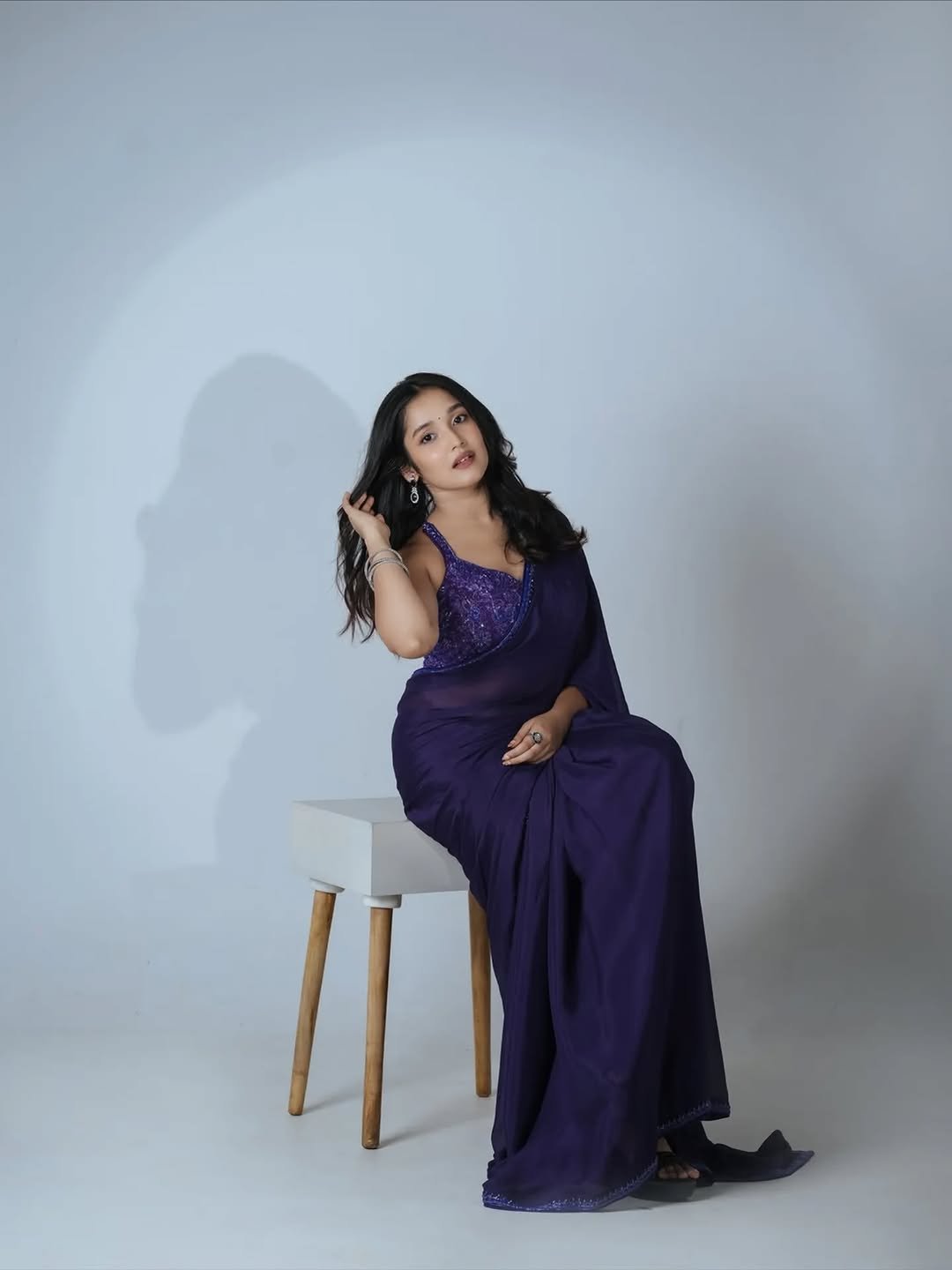 Anikha Surendran Latest Saree Images – Stunning Purple Saree HD Stills (2)