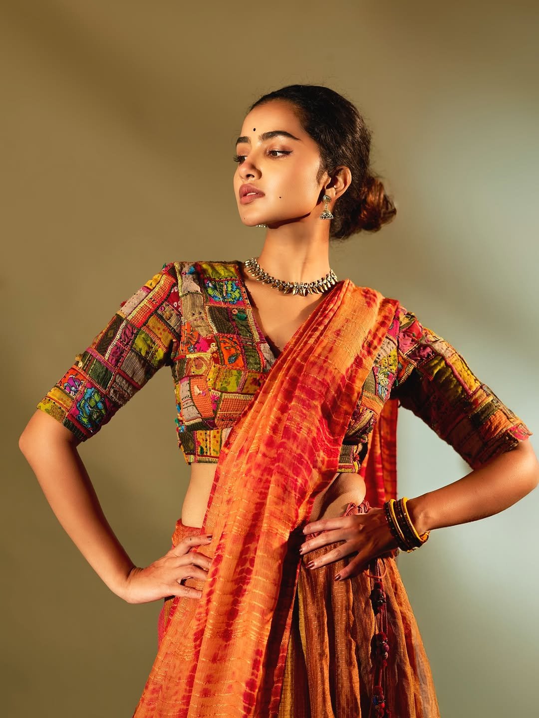 Anupama Parameswaran Stuns in Traditional Saree Look – Latest HD Photos (4)