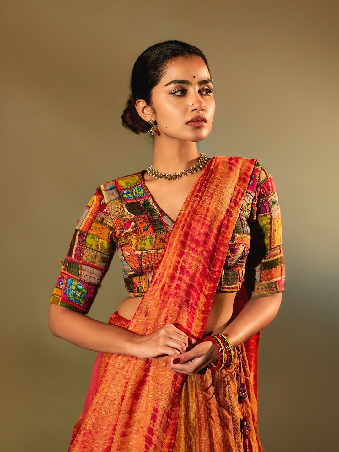 Anupama Parameswaran Stuns in Traditional Saree Look – Latest HD Photos (7)