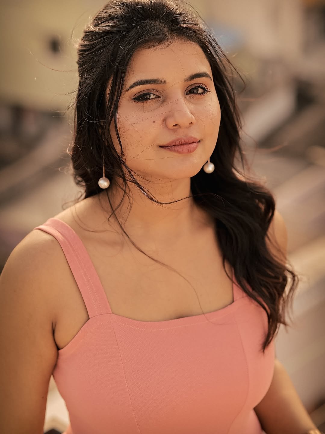 Arul Jyothi Pink Outfit Photos – Fans Can’t Stop Admiring (10)