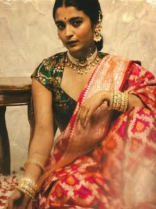 Chaithra J Achar Royal Traditional Saree Photoshoot (1)