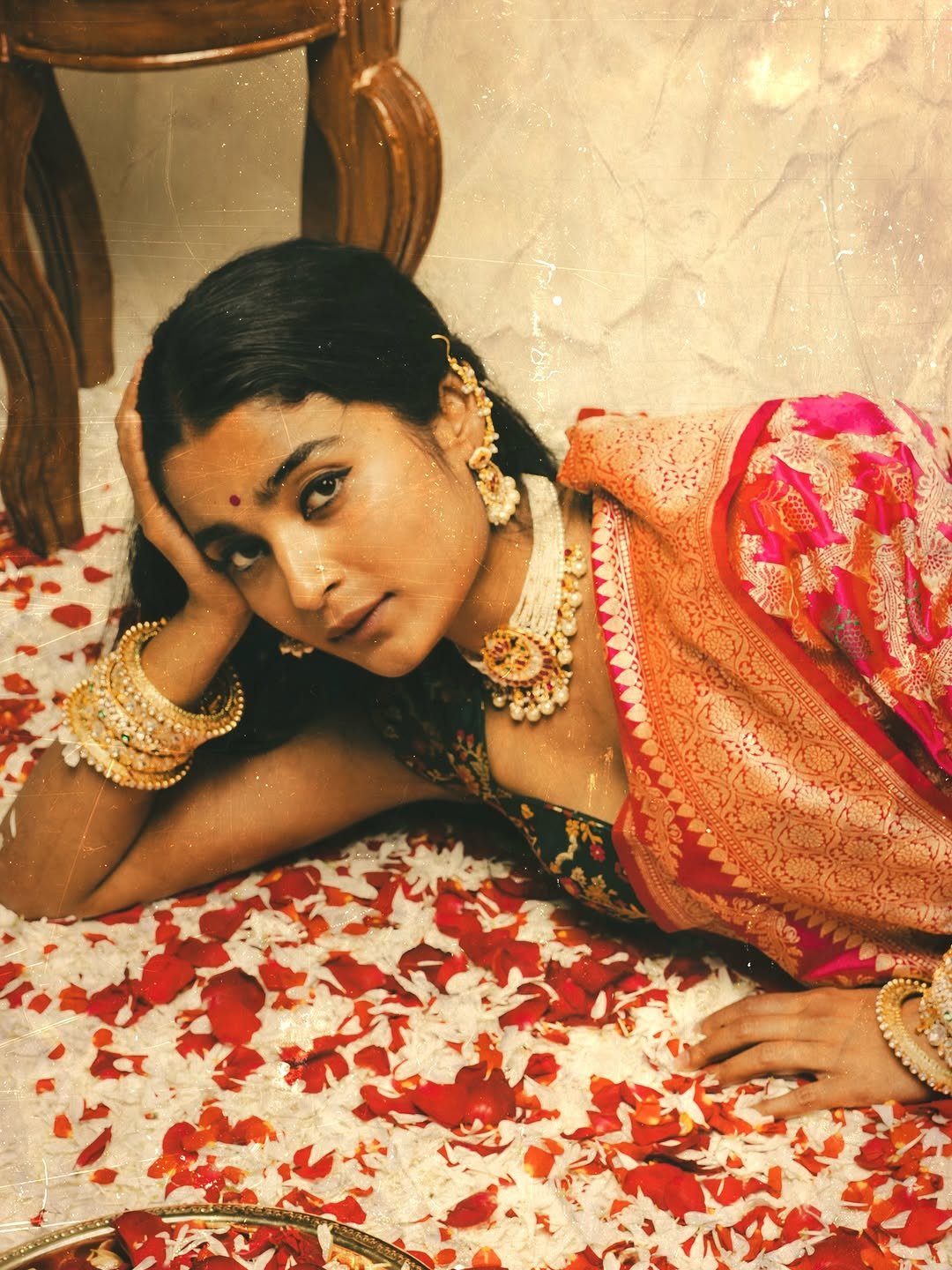 Chaithra J Achar Royal Traditional Saree Photoshoot (14)