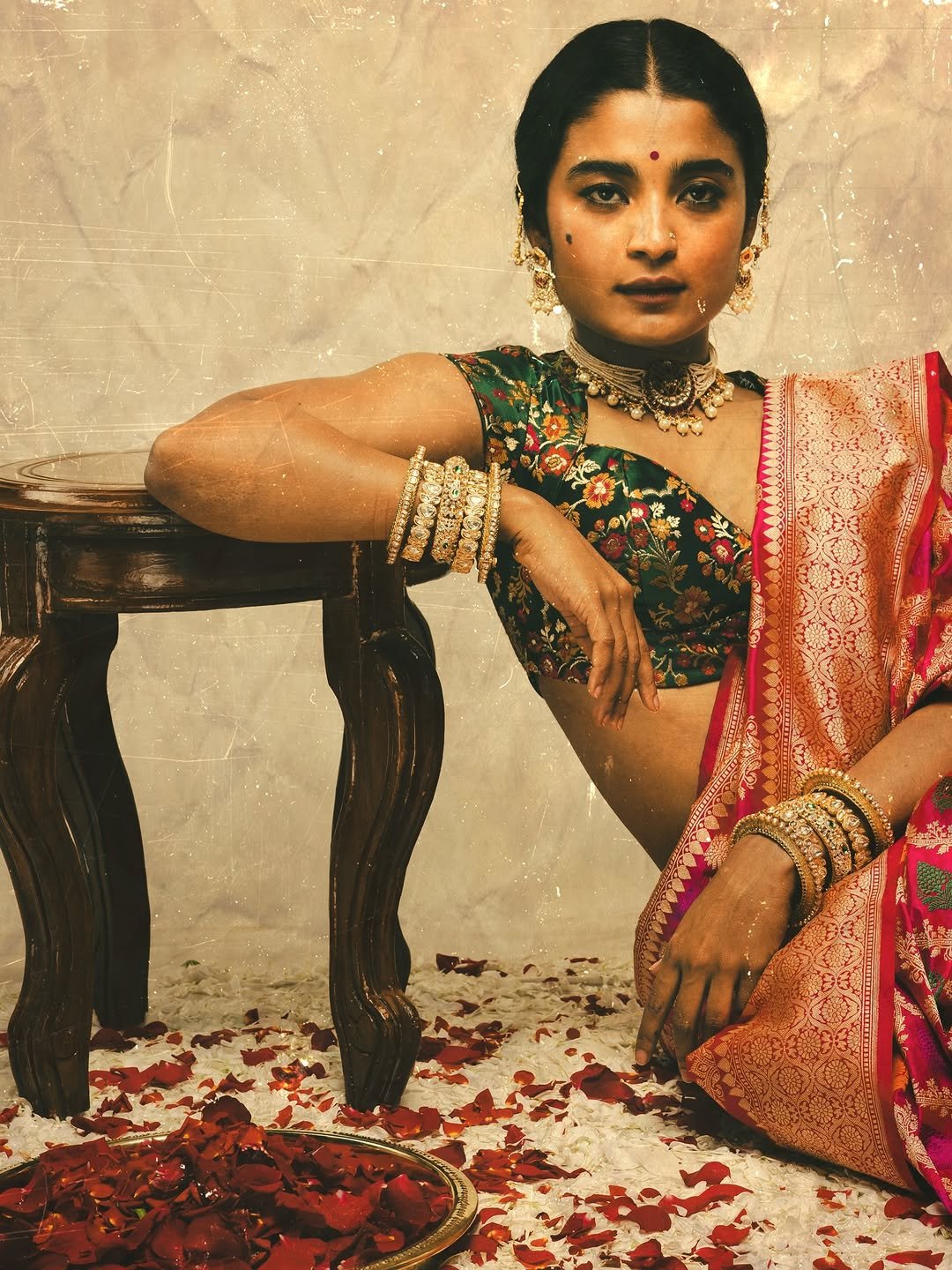 Chaithra J Achar Royal Traditional Saree Photoshoot (2)