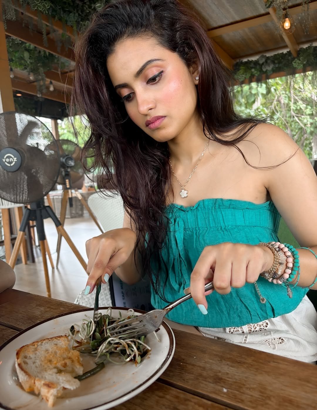 Deepika Pilli Casual Summer Look Photoshoot – Stunning HD Images (6)