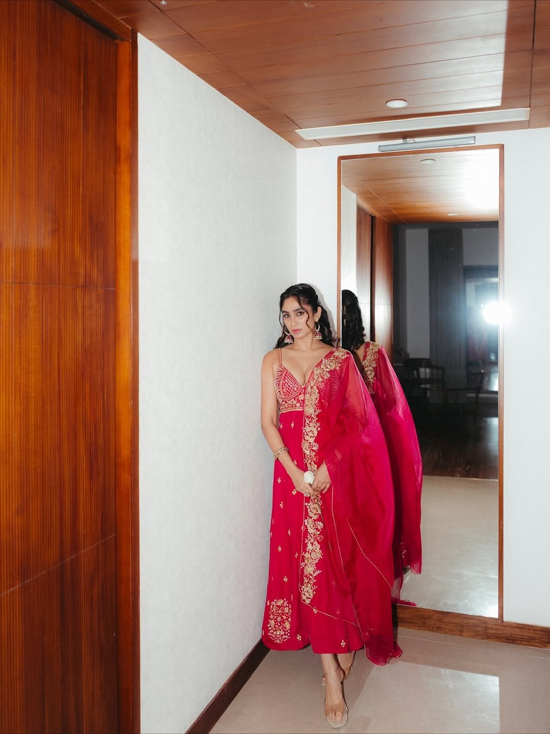 Deepti Sati Red Ethnic Look – Latest HD Photos Gallery (6)