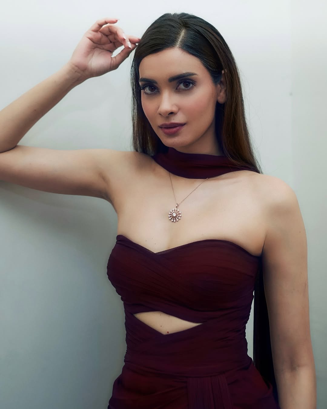 Diana Penty’s Maroon Gown Look Is Pure Elegance (1)