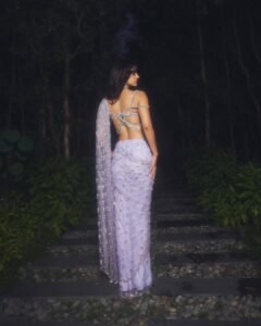 Disha Patani Glam Close-Up – Dewy Makeup & Diamond Earrings (5)