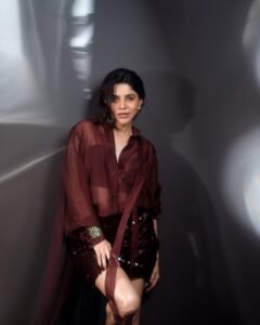 Divya Bharathi Glamorous Maroon Outfit Photoshoot (7)