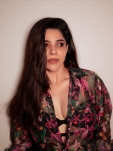 Divya Bharathi bold studio confidence HD photos – ActorFacts exclusive