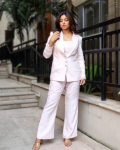 Eesha Rebba Latest HD Images – Elegant White Blazer Photoshoot Still (12)