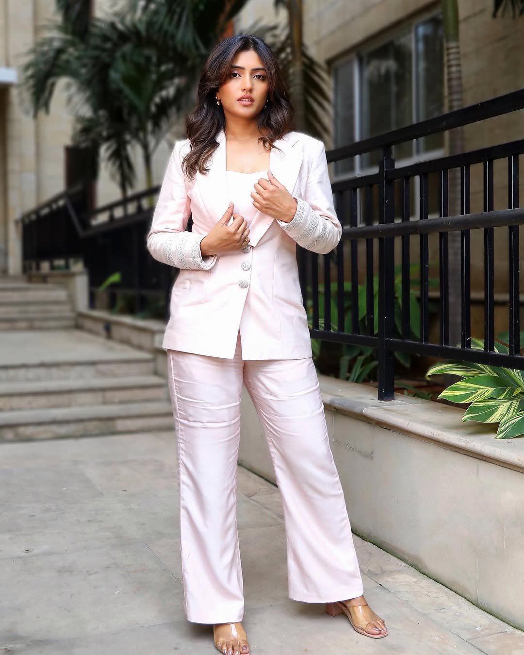 Eesha Rebba Latest HD Images – Elegant White Blazer Photoshoot Still (3)