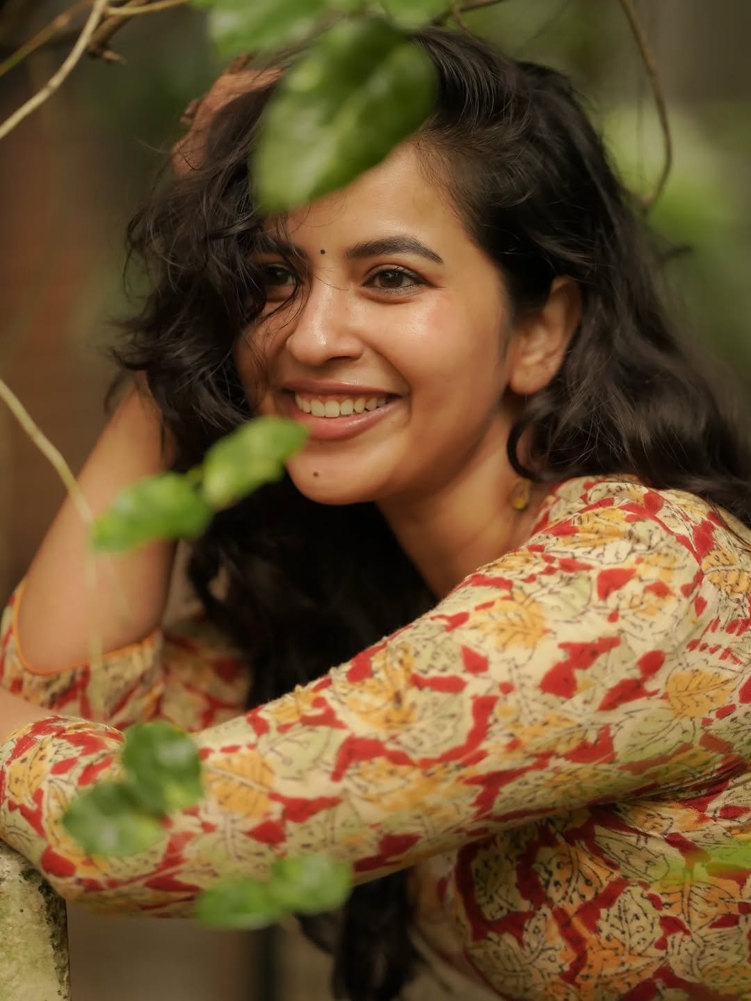 Komalee Prasad Casual Outfit Photos – Elegant & Effortless (11)