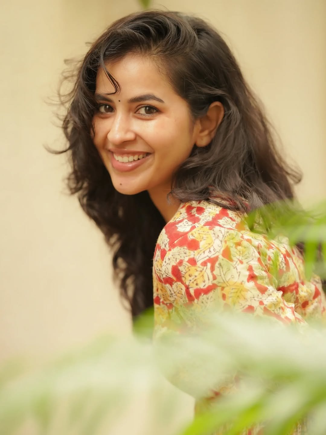 Komalee Prasad Casual Outfit Photos – Elegant & Effortless (7)