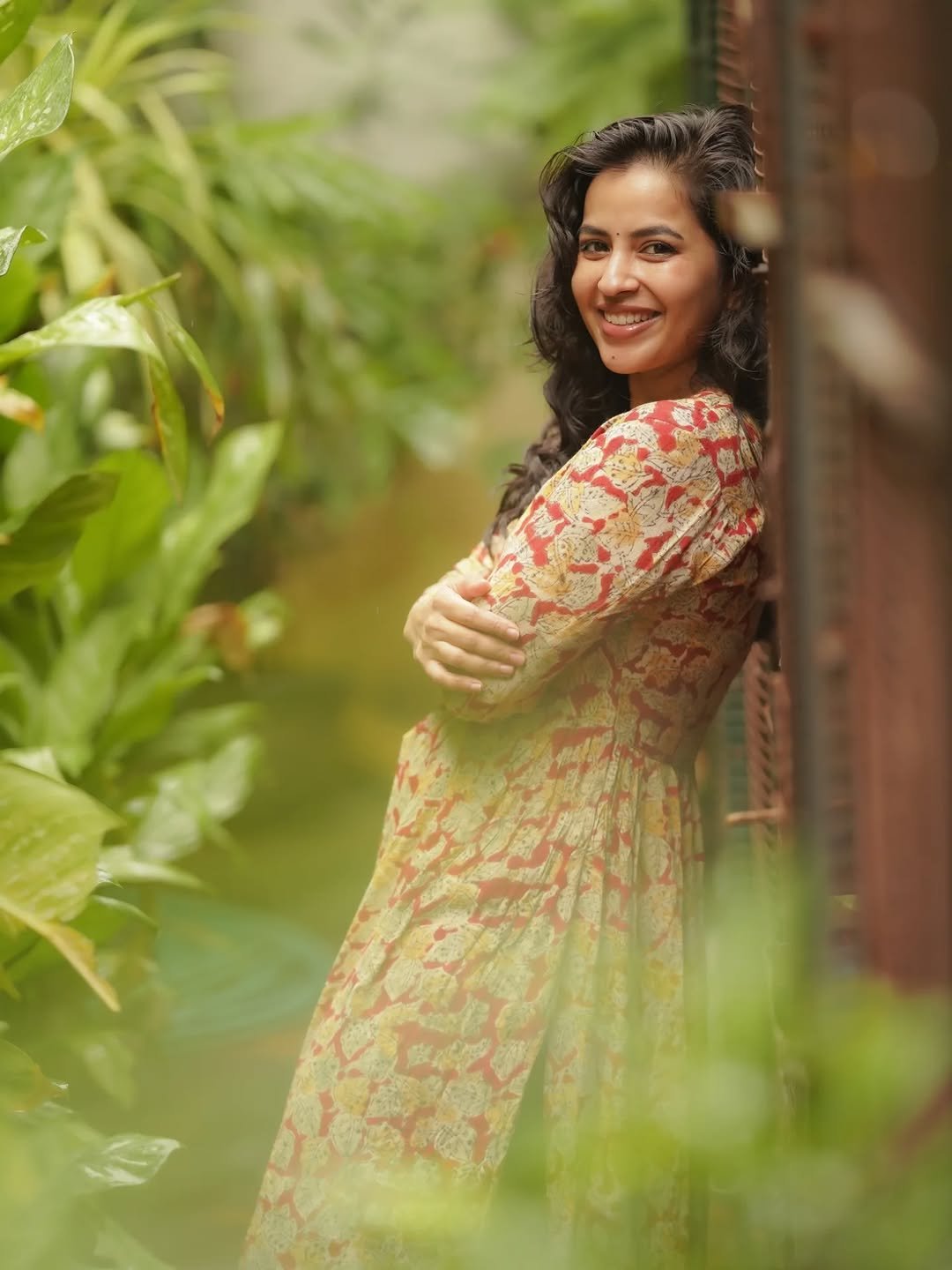 Komalee Prasad Casual Outfit Photos – Elegant & Effortless (8)