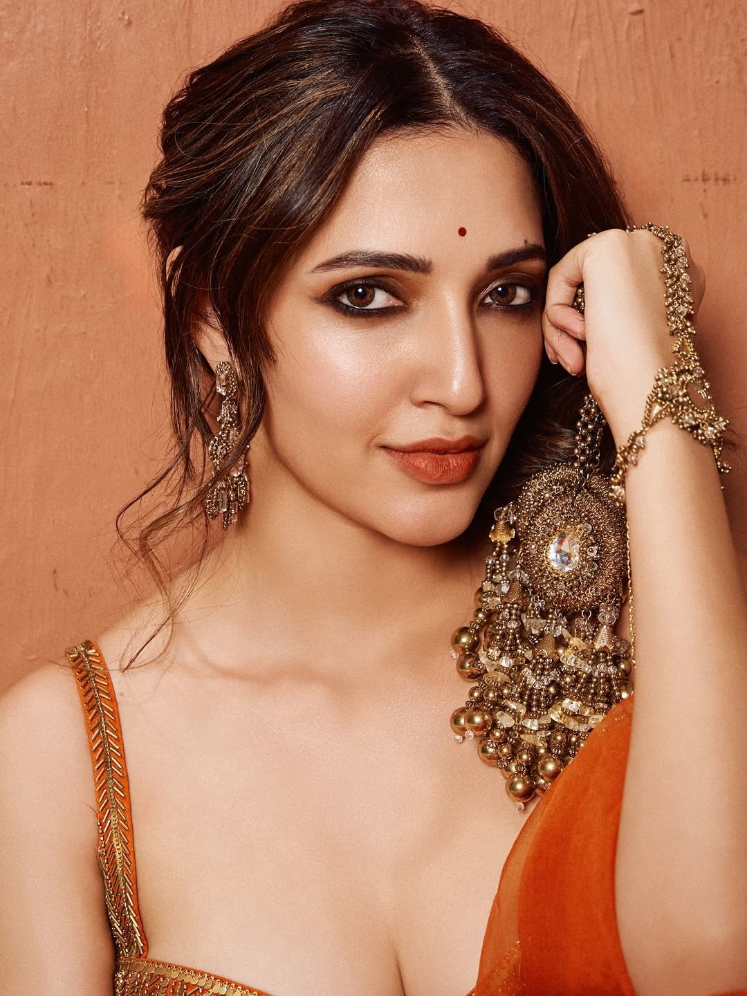 Neha Shetty Latest Saree Images – Hot Orange Outfit HD Photoshoot (8)