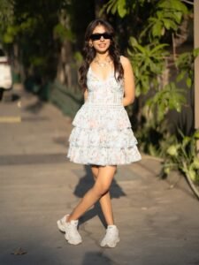 Niti Taylor effortless floral dress HD photos – ActorFacts exclusive