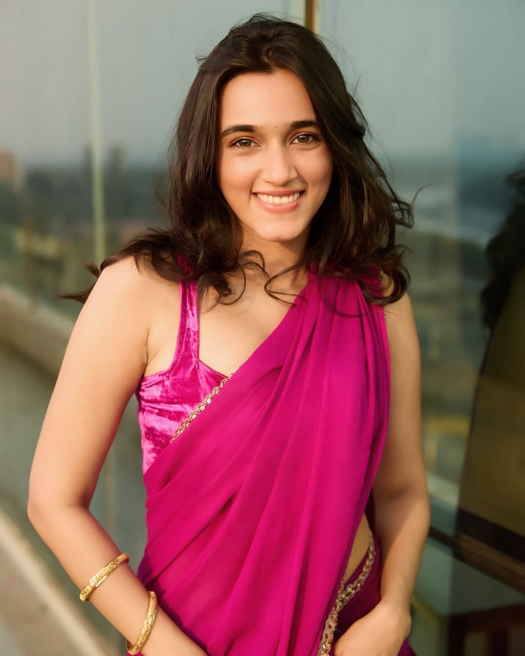 Nuveksha Latest Saree Images – Hot Pink Saree HD Photoshoot Stills (1)
