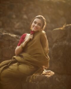 Nuveksha Soft Focus Saree Look – Traditional Ethnic Beauty (5)