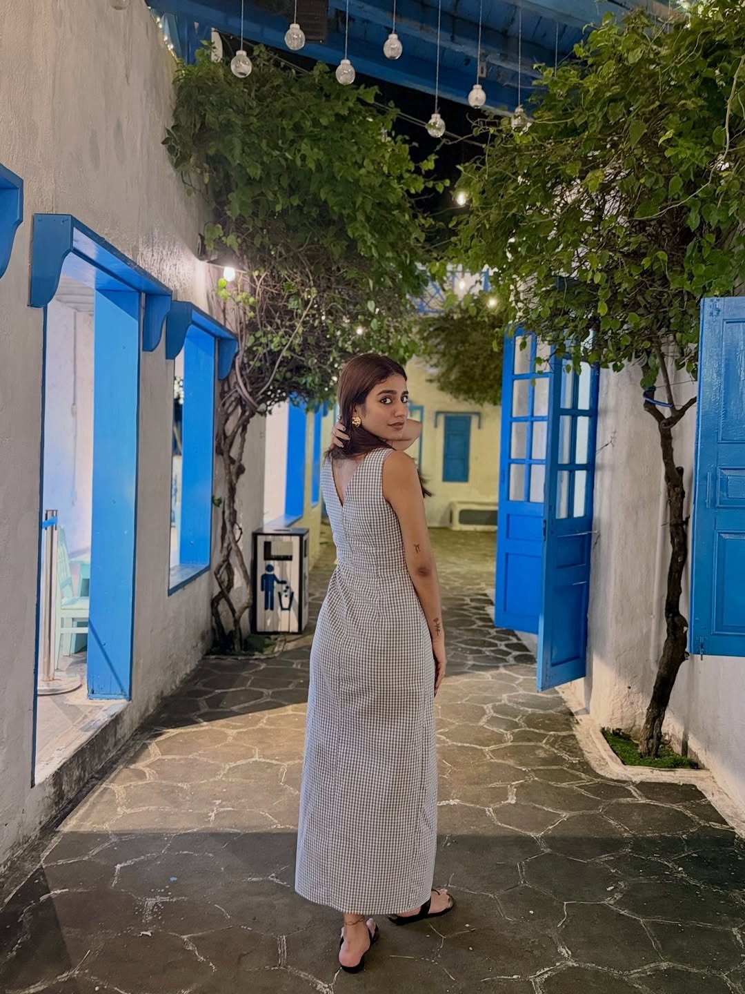 Priya Varrier Casual Summer Outfit – Beautiful HD Images (10)