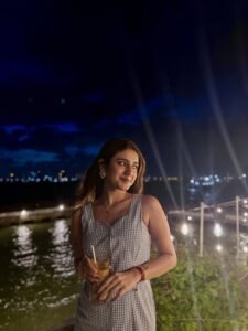 Priya Varrier Casual Summer Outfit – Beautiful HD Images (11)