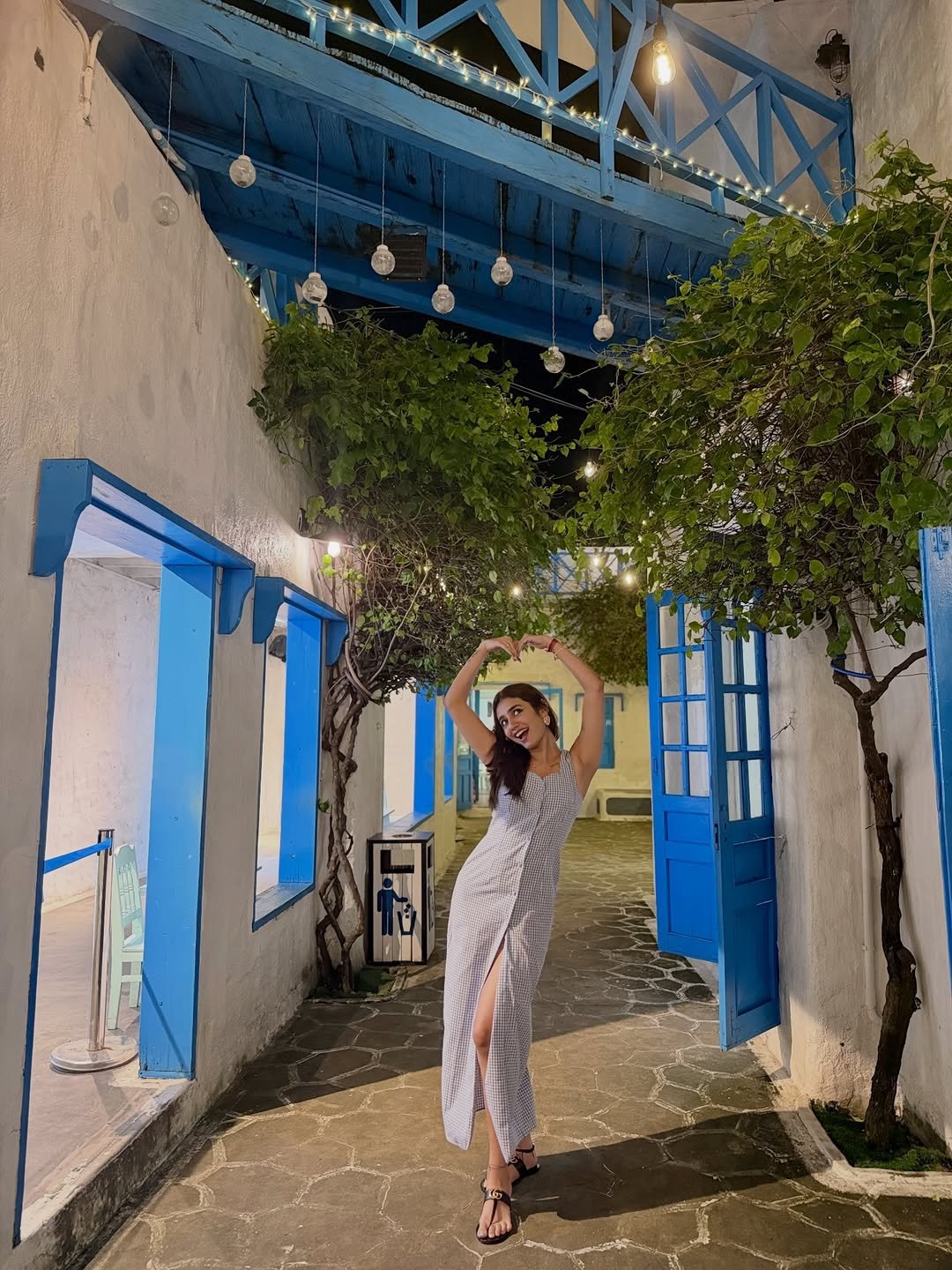 Priya Varrier Casual Summer Outfit – Beautiful HD Images (12)