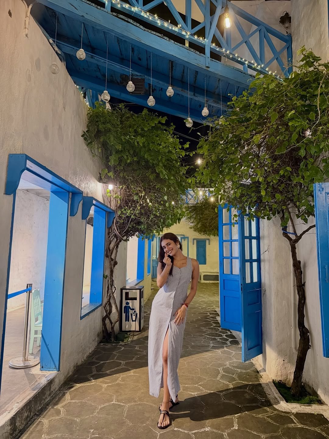 Priya Varrier Casual Summer Outfit – Beautiful HD Images (2)