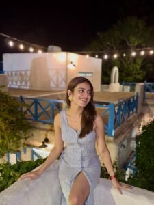 Priya Varrier Casual Summer Outfit – Beautiful HD Images (5)