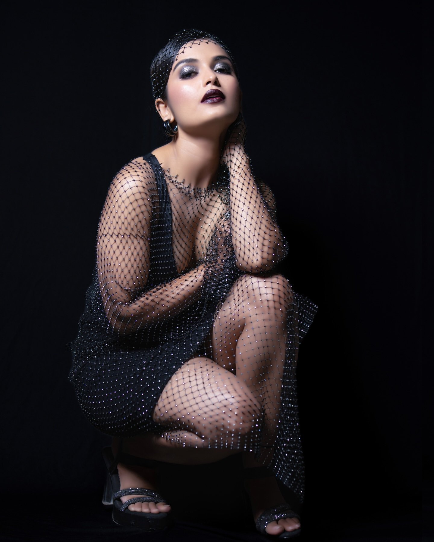 Priyanka Jain Bold Black Outfit Photoshoot (3)