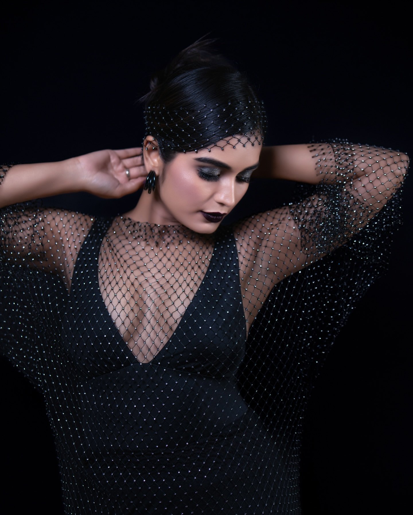 Priyanka Jain Bold Black Outfit Photoshoot (6)