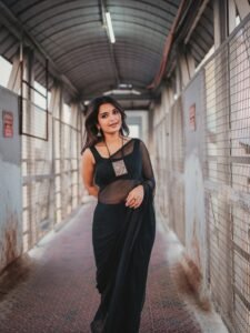 Priyanka Jain modern black saree HD photos – ActorFacts exclusive