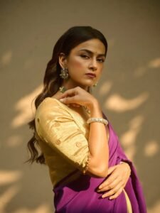 Shraddha Srinath Purple Saree – Traditional Gold Blouse Look (5)