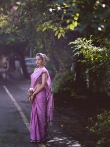 Trupti Ravindra Elegant Purple Saree Photoshoot (2)