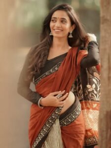 Trupti Ravindra radiant traditional saree HD photos – ActorFacts exclusive