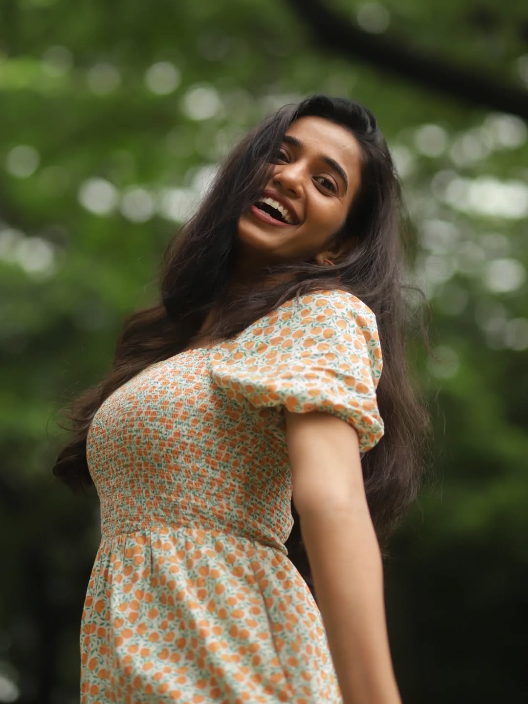 Trupti Ravindra Looks Naturally Beautiful in a Floral Outfit (3)