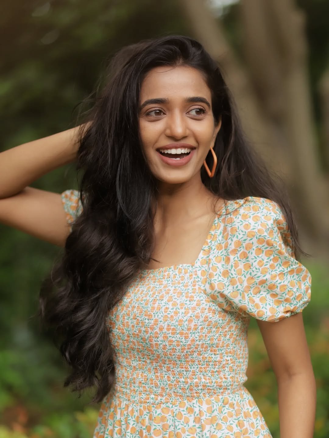 Trupti Ravindra Looks Naturally Beautiful in a Floral Outfit (5)