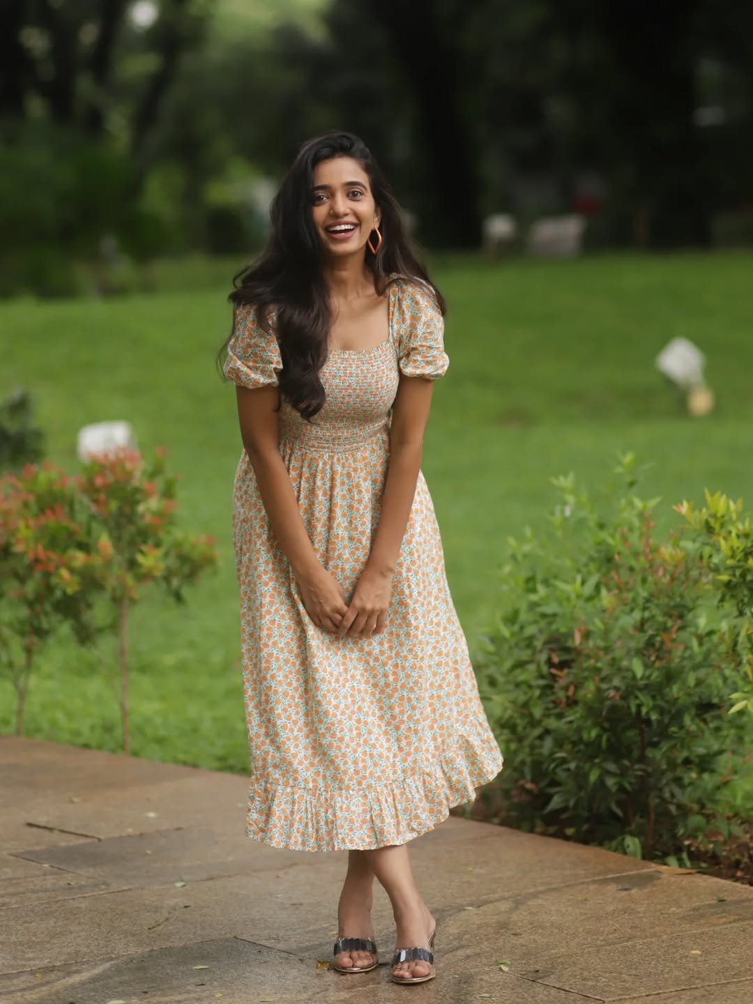 Trupti Ravindra Looks Naturally Beautiful in a Floral Outfit (8)