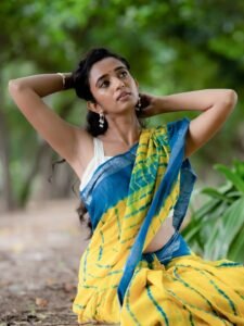 Trupti Ravindra Saree Photoshoot – Hot Yellow Blue Saree HD Images (1)