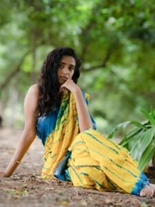 Trupti Ravindra Saree Photoshoot – Hot Yellow Blue Saree HD Images (9)