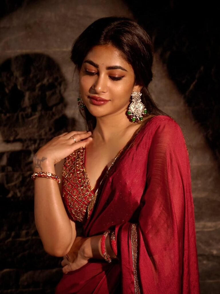 Adhya Thakur Stunning Red Silk Saree Look HD Images stunning fashion look