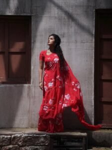 Anupama Parameswaran Stunning Red Saree Photos latest HD photos