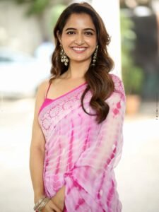 Ashika Ranganath Looks Gorgeous in Pink Saree latest HD photos