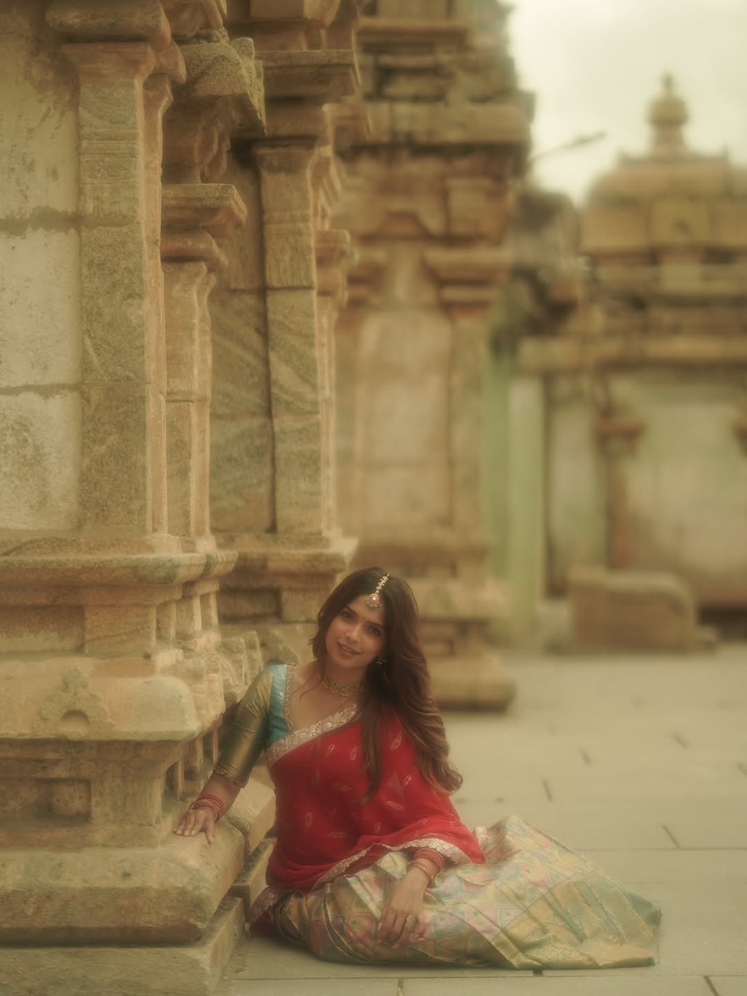 Ayana Stunning Pink Saree Traditional Look HD Images (12)