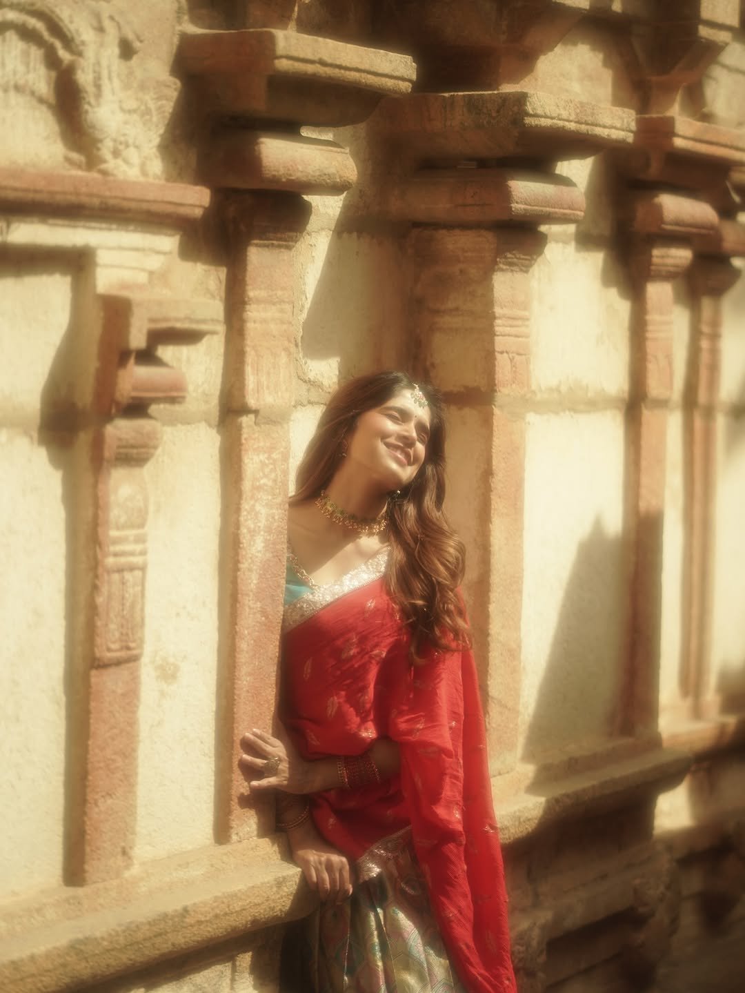 Ayana Stunning Pink Saree Traditional Look HD Images (19)