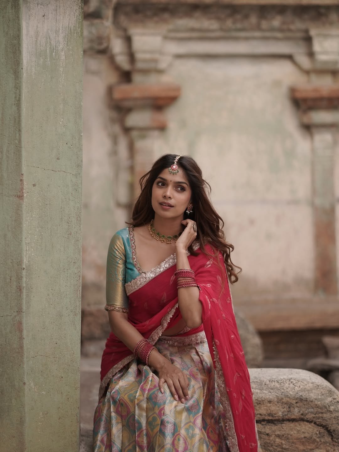 Ayana Stunning Pink Saree Traditional Look HD Images (20)