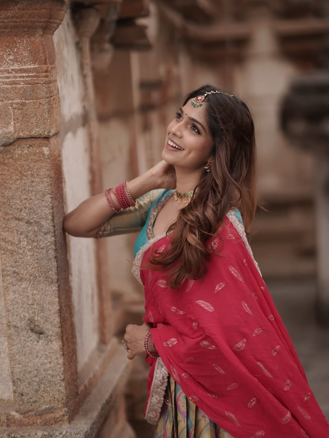 Ayana Stunning Pink Saree Traditional Look HD Images (4)