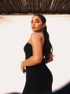 Chaithra J Achar Stuns in Bold Black Outfit – Latest HD Photos (4)