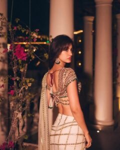 Disha Patani Glamorous Designer Saree HD Images beautiful outfit images