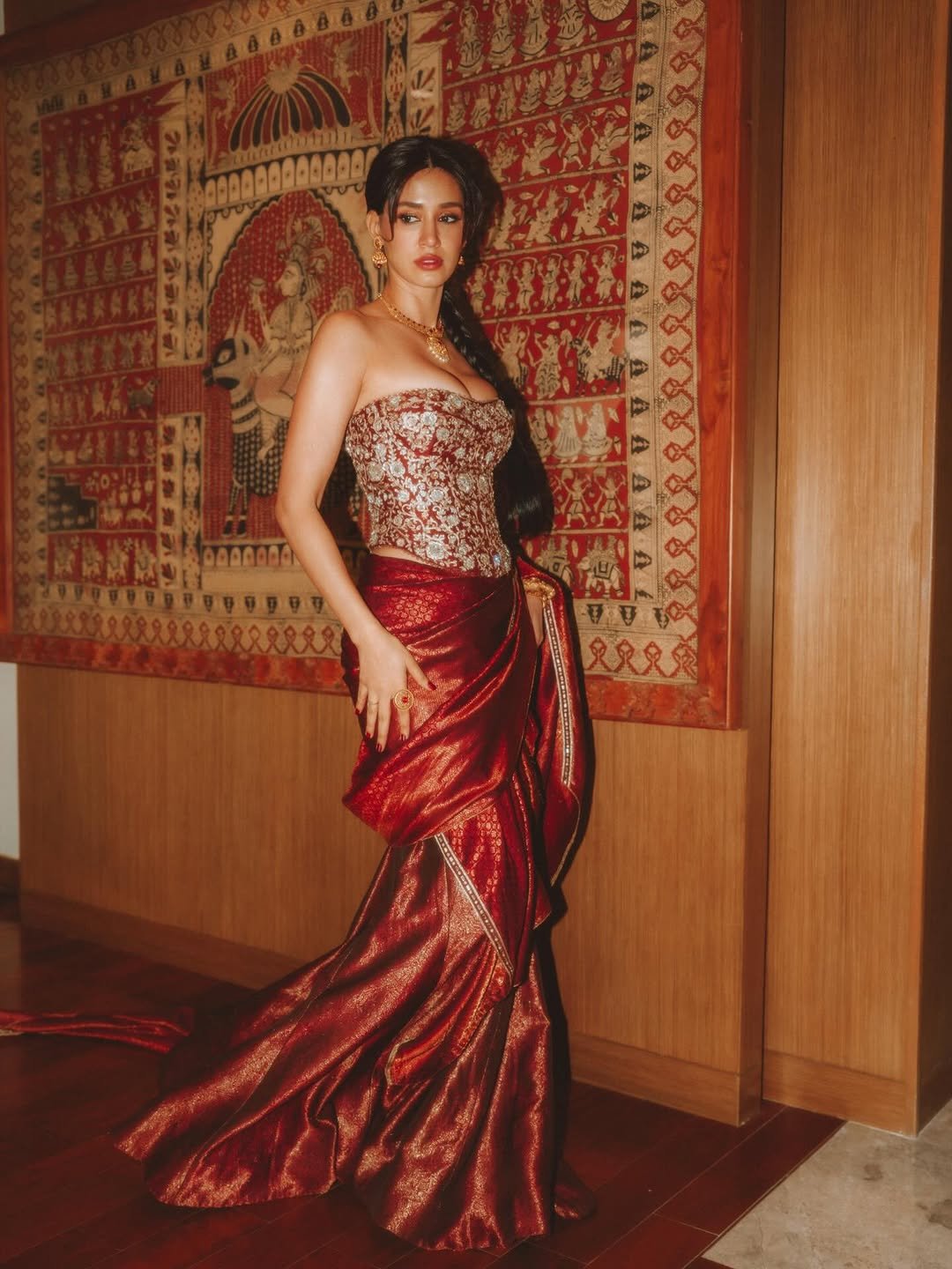 Disha Patani Stuns in Royal Red Saree with Golden Corset (3)
